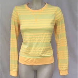 L LULULEMON YELLOW ZIP BACk LONG SLEEVE